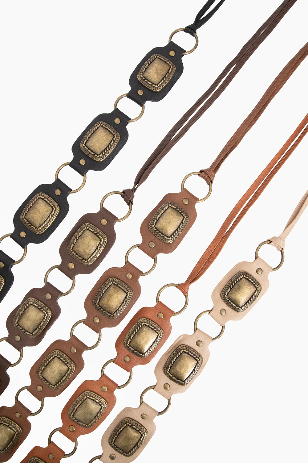 Cintos ALMAH de couro com conchos de latão em várias cores